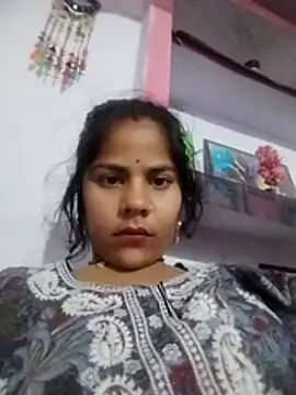 Snapshot of Rohni_bhabi chatting on 02-19-26, 04:58 Rohni bhabi online show from 02-19-26, 04:58