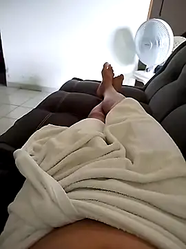 Snapshot of sexback11 chatting on 02-03-26, 05:40 sexback11 online show from 02-03-26, 05:40