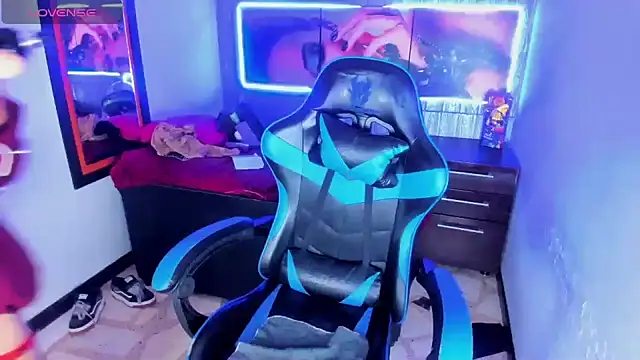 dolly boob online show from 01-07-26, 04:15