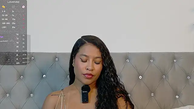 Snapshot of izzybelmonth12 chatting on 01-08-26, 08:22 izzybelmonth12 online show from 01-08-26, 08:22