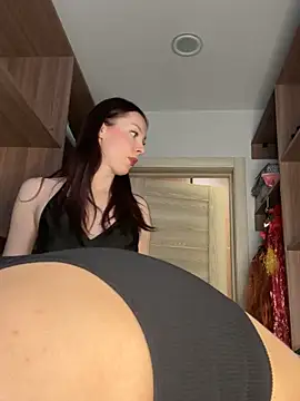 Snapshot of RussianGirls_ chatting on 05-08-26, 01:27 RussianGirls online show from 05-08-26, 01:27