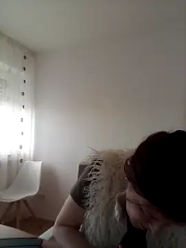 -Covid-19 online show from 12-21-25, 01:07