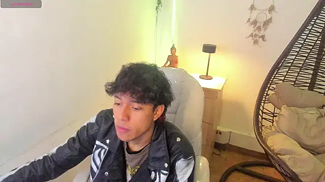 Snapshot of Slasher_1 chatting on 01-08-26, 07:38 Slasher 1 online show from 01-08-26, 07:38