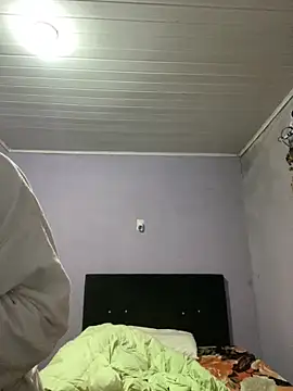 Snapshot of GuioficialBr chatting on 02-10-26, 06:28 GuioficialBr online show from 02-10-26, 06:28