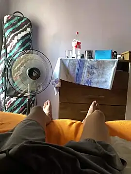 Snapshot of GuioficialBr chatting on 02-11-26, 04:56 GuioficialBr online show from 02-11-26, 04:56