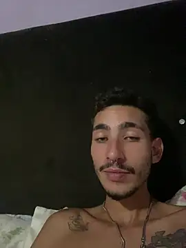 Snapshot of GuioficialBr chatting on 03-01-26, 01:07 GuioficialBr online show from 03-01-26, 01:07