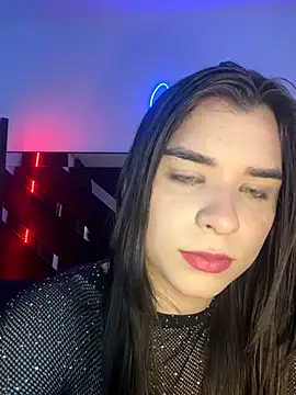 Snapshot of cristalcott chatting on 12-19-25, 06:15 cristalcott online show from 12-19-25, 06:15