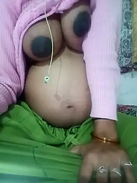 Snapshot of mantraverma chatting on 12-23-25, 10:24 mantraverma online show from 12-23-25, 10:24