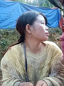 chloe-ri online show from 12-19-25, 08:10