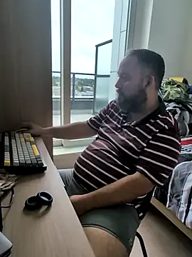 Hairy bear86 online show from 07-10-26, 07:16