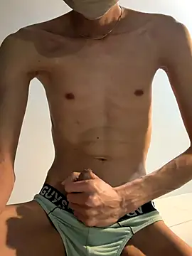 Snapshot of boyxx319 chatting on 01-07-26, 01:13 boyxx319 online show from 01-07-26, 01:13