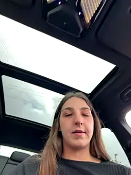 Snapshot of Just-Dori chatting on 12-20-25, 10:22 Just-Dori online show from 12-20-25, 10:22