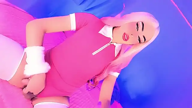 Blonde fuck online show from 04-22-26, 10:39