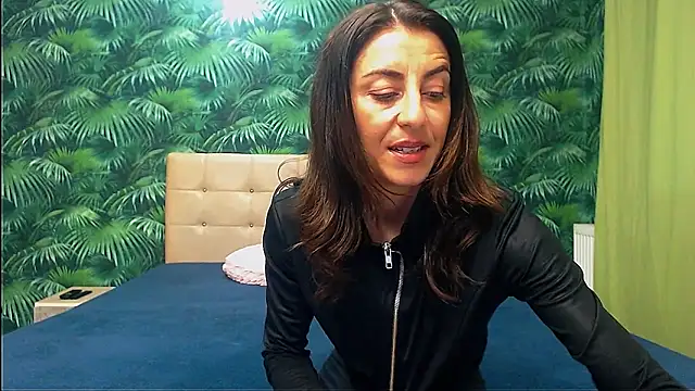 Snapshot of Stella_John chatting on 01-12-25, 09:30 Stella John online show from 01-12-25, 09:30