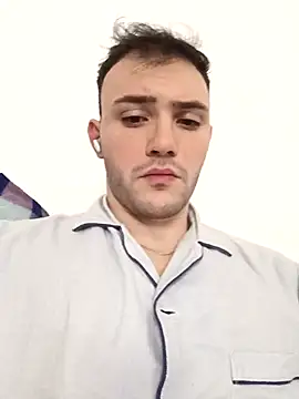 Snapshot of luke25bwc chatting on 12-22-25, 04:31 luke25bwc online show from 12-22-25, 04:31