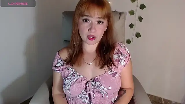 Snapshot of Sweet_feeling30 chatting on 03-01-26, 09:39 Sweet feeling30 online show from 03-01-26, 09:39