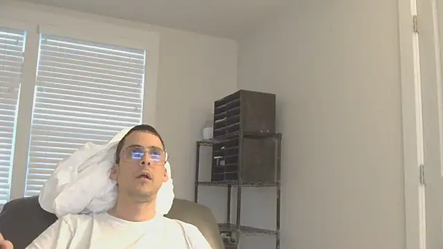 SissyJosh online show from 05-24-26, 11:43