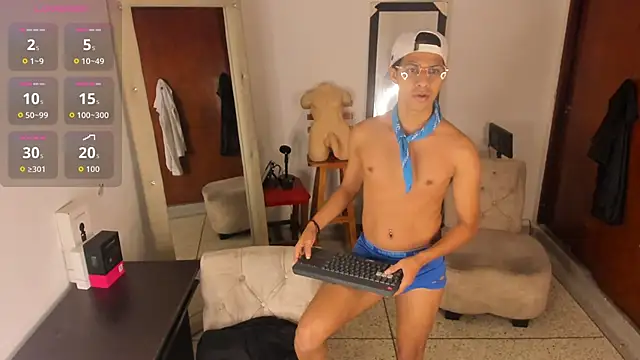 Victor LatinBoy online show from 04-10-26, 04:50