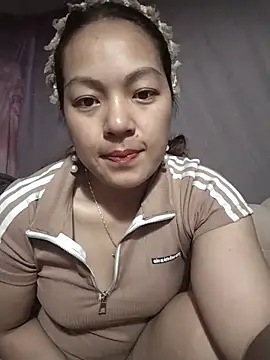 Snapshot of Lucky_cutee chatting on 06-02-26, 12:45 Lucky cutee online show from 06-02-26, 12:45