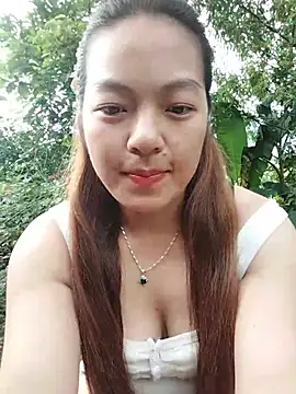 Snapshot of Lucky_cutee chatting on 06-25-26, 12:10 Lucky cutee online show from 06-25-26, 12:10
