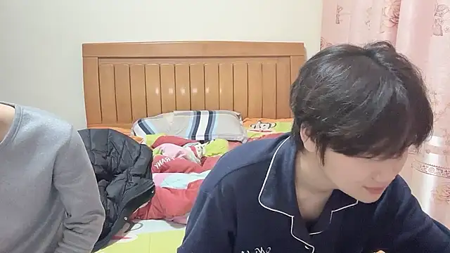 Snapshot of junnan001 chatting on 01-11-26, 10:20 junnan001 online show from 01-11-26, 10:20