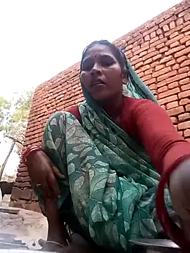 Snapshot of Rakhi_cut chatting on 05-10-26, 01:00 Rakhi cut online show from 05-10-26, 01:00