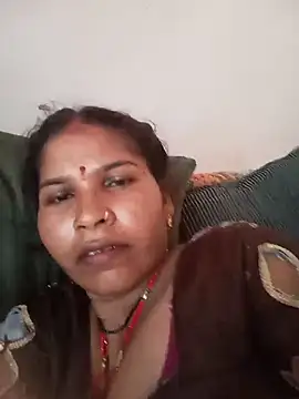 Snapshot of Rakhi_cut chatting on 06-22-26, 11:18 Rakhi cut online show from 06-22-26, 11:18