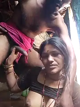 Snapshot of Rajni_hote chatting on 03-05-26, 05:36 Rajni hote online show from 03-05-26, 05:36