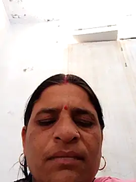 Snapshot of CUTE_Ishpa chatting on 01-06-26, 08:07 CUTE Ishpa online show from 01-06-26, 08:07