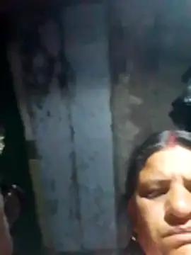 CUTE Ishpa online show from 04-16-26, 06:41