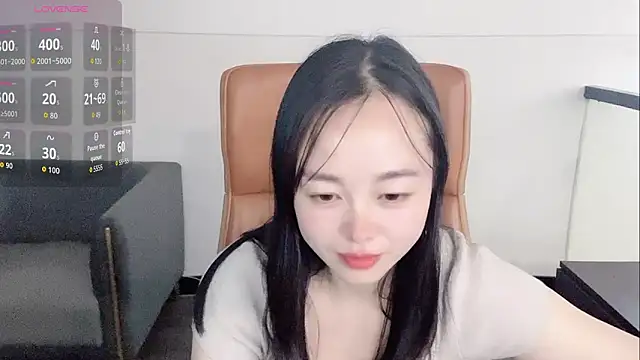 Snapshot of Yuer-77 chatting on 02-24-26, 12:36 Yuer-77 online show from 02-24-26, 12:36