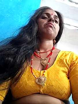 Snapshot of Mahima_rani34 chatting on 05-05-26, 07:16 Mahima rani34 online show from 05-05-26, 07:16