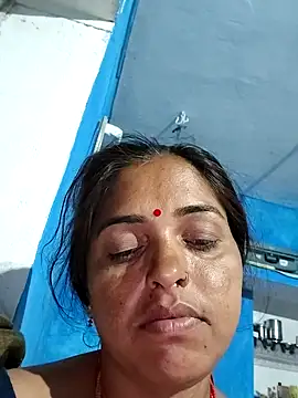 Snapshot of Mahima_rani34 chatting on 05-09-26, 09:42 Mahima rani34 online show from 05-09-26, 09:42