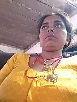 Snapshot of Mahima_rani34 chatting on 05-23-26, 11:53 Mahima rani34 online show from 05-23-26, 11:53