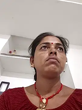 Snapshot of Mahima_rani34 chatting on 05-26-26, 09:55 Mahima rani34 online show from 05-26-26, 09:55