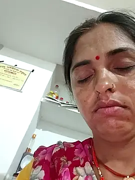Snapshot of Mahima_rani34 chatting on 05-30-26, 09:45 Mahima rani34 online show from 05-30-26, 09:45