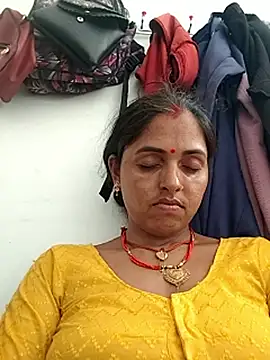 Snapshot of Mahima_rani34 chatting on 06-07-26, 10:08 Mahima rani34 online show from 06-07-26, 10:08