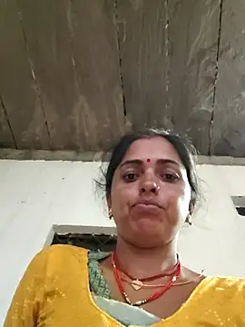 Snapshot of Mahima_rani34 chatting on 06-14-26, 11:51 Mahima rani34 online show from 06-14-26, 11:51