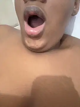 amorasecy online show from 04-13-26, 04:40