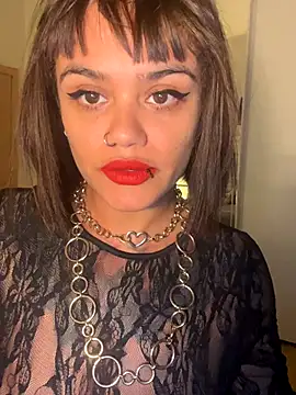 Snapshot of tahaero chatting on 12-20-25, 06:59 tahaero online show from 12-20-25, 06:59