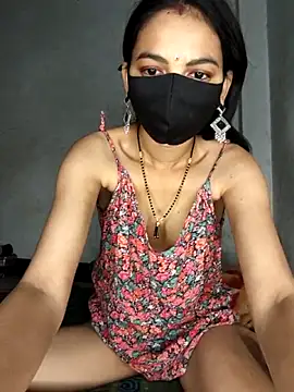 Snapshot of miss_siya_00 chatting on 02-13-26, 06:15 miss siya 00 online show from 02-13-26, 06:15