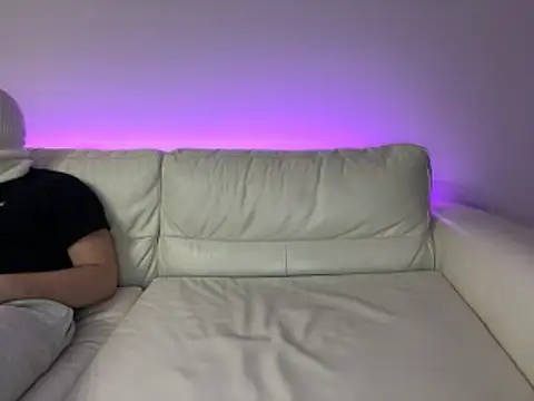 Snapshot of EchoHearts1 chatting on 03-11-26, 11:44 EchoHearts1 online show from 03-11-26, 11:44