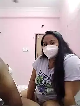 Snapshot of DesiSeductress chatting on 01-10-26, 03:14 DesiSeductress online show from 01-10-26, 03:14