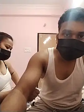 Snapshot of DesiSeductress chatting on 03-01-26, 05:15 DesiSeductress online show from 03-01-26, 05:15