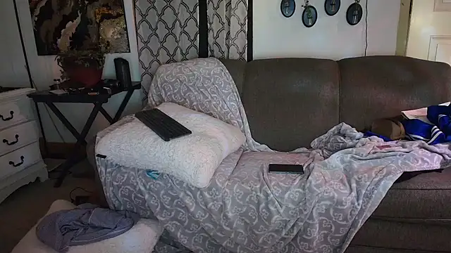 Snapshot of ThicciLake chatting on 02-07-26, 08:29 ThicciLake online show from 02-07-26, 08:29