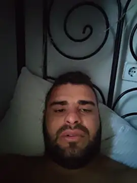 Snapshot of Ricardosafadocassdo chatting on 06-18-26, 04:13 Ricardosafadocassdo online show from 06-18-26, 04:13