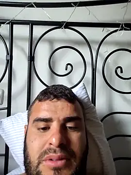 Snapshot of Ricardosafadocassdo chatting on 06-21-26, 04:31 Ricardosafadocassdo online show from 06-21-26, 04:31