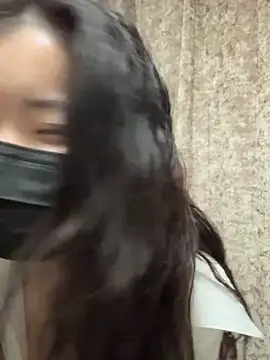 Snapshot of Rabbit-68 chatting on 12-22-25, 02:25 Rabbit-68 online show from 12-22-25, 02:25