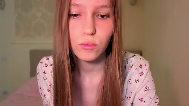 Alllura online show from 03-06-26, 02:30