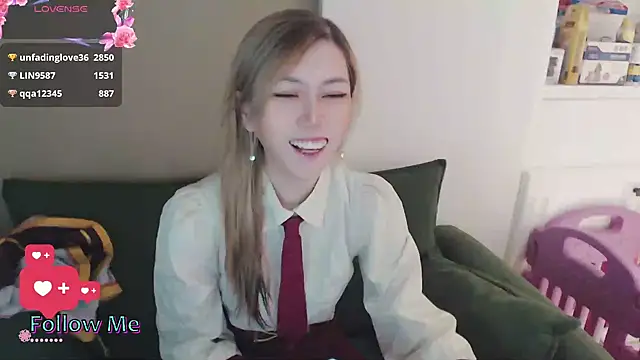 whitecat13 online show from 04-22-26, 11:12